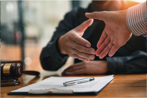 What Does a Truck Accident Lawyer Do?